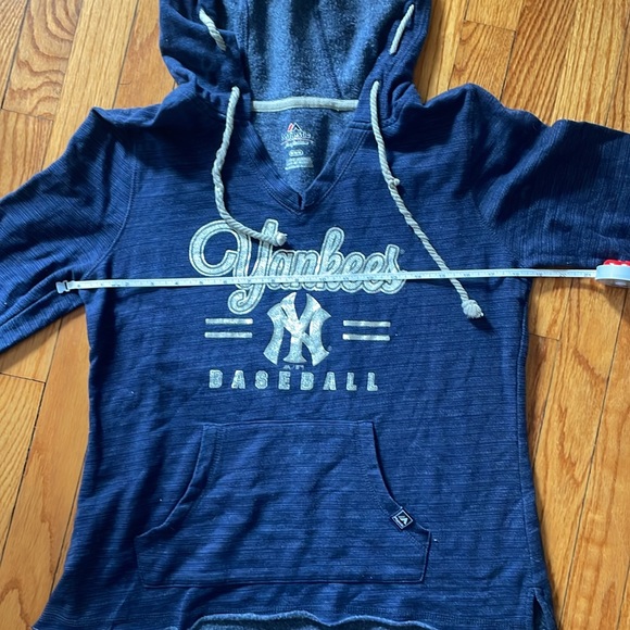 Majestic yankee light hoodie - Picture 9 of 9